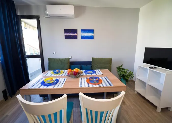 Luxury & Calm Апартамент *