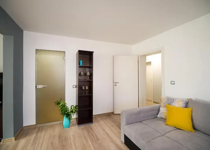 Апартамент Luxury & Calm Бургас