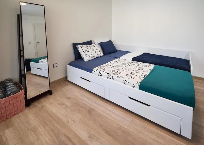 Luxury & Calm Апартамент *